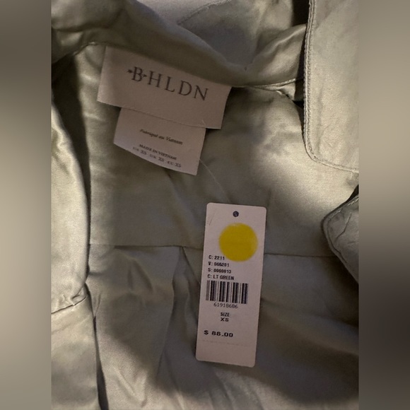 BHLDN Juniper Pajama Top in Green with Hearts Buttons! - Picture 3 of 4